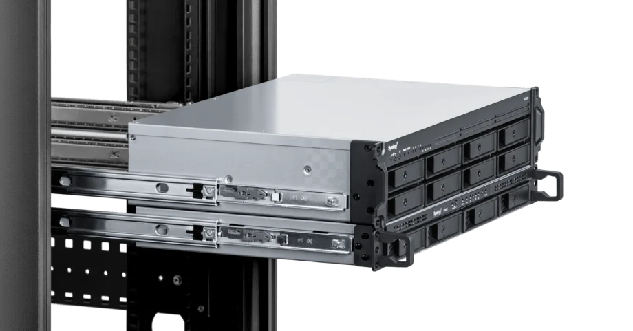 Thiết Bị Lưu Trữ NAS Synology RS1221+ (AMD Ryzen™ V1500B-4GB DDR4-8 Bay)