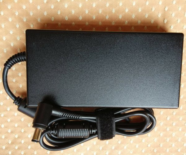 Sạc Laptop MSI GT83VR 6RF