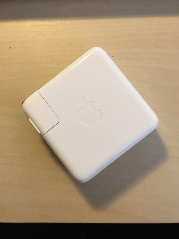 Sạc macbook MNYG2