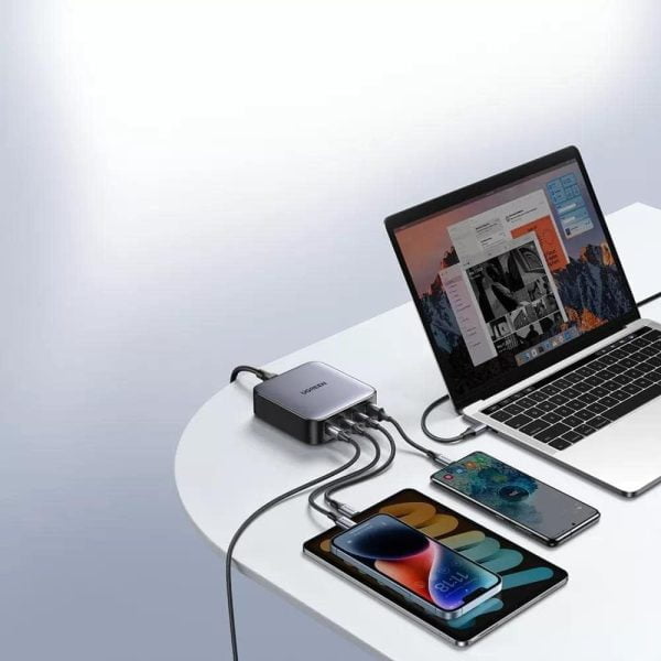 Củ sạc 2 cổng USB-C và 2 USB Nexode công nghệ GaN 100W màu đen Ugreen 90928