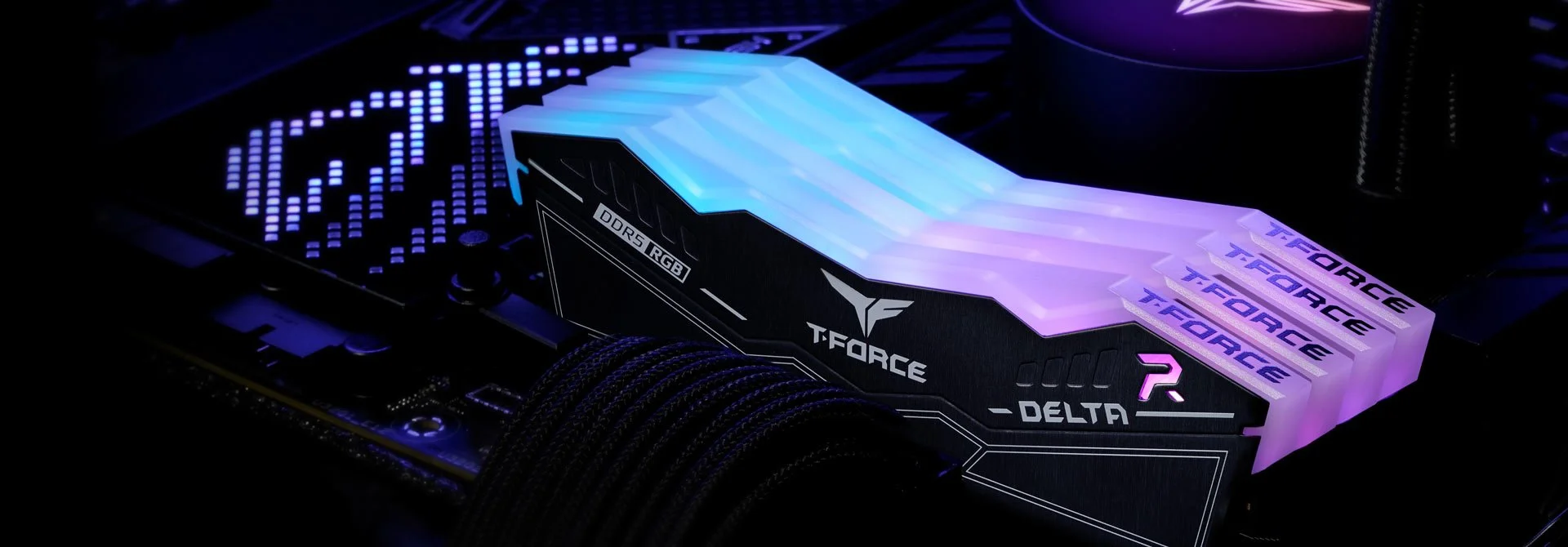RAM PC TeamGroup T-Force Delta RGB 16GB-64GB DDR5 6000MHz